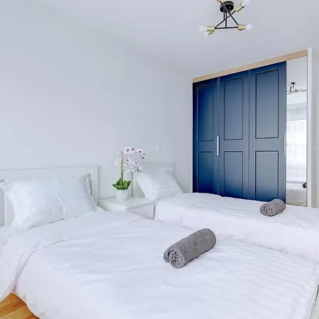 Au Coeur De Paris, Architecturale Et Elegante * פריז