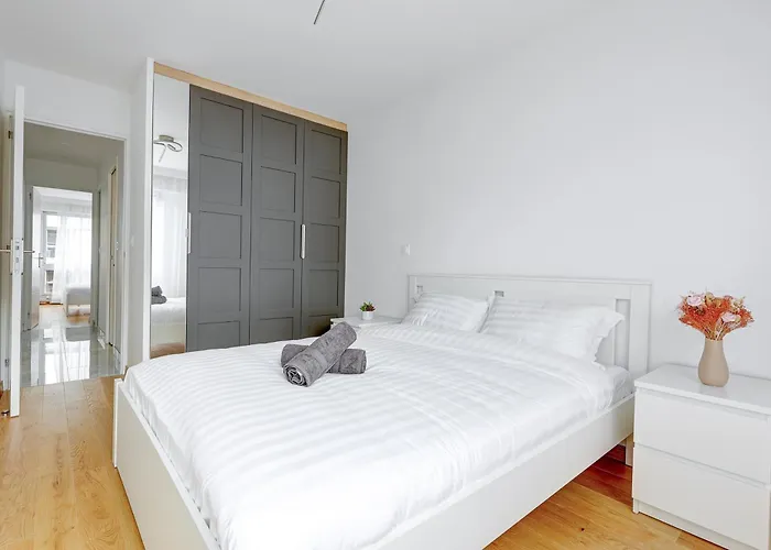 Apartment Au Coeur De Paris, Architecturale Et Elegante Paris