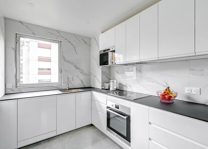 Apartment Au Coeur De Paris, Architecturale Et Elegante Paris